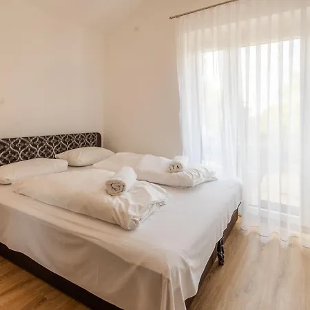 Guest house Golden By Bltn 4*