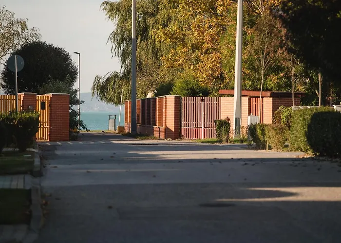 Golden By Bltn 4* Siófok