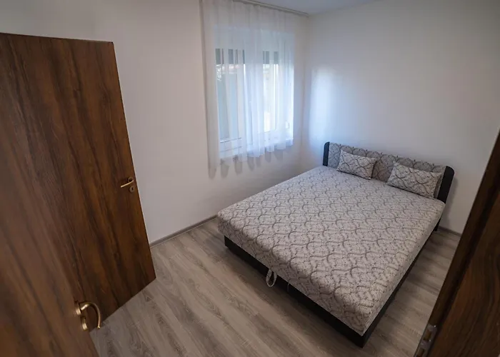 Golden By Bltn Gæstehus